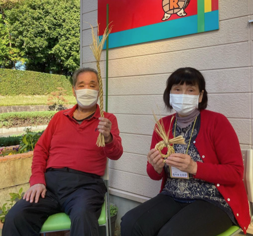 毎年恒例しめ縄作り！！